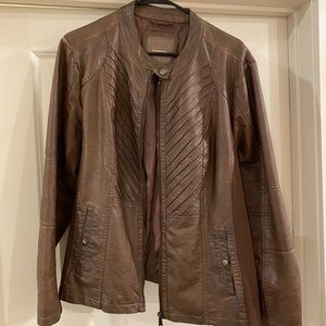 Plus Size Leather Jacket (2X)